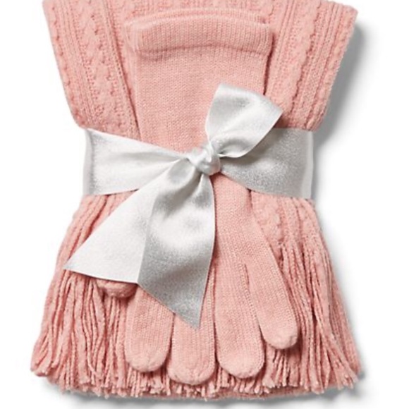 New York & Company Accessories - Two Piece Cable Knit Scarf & Glove Set